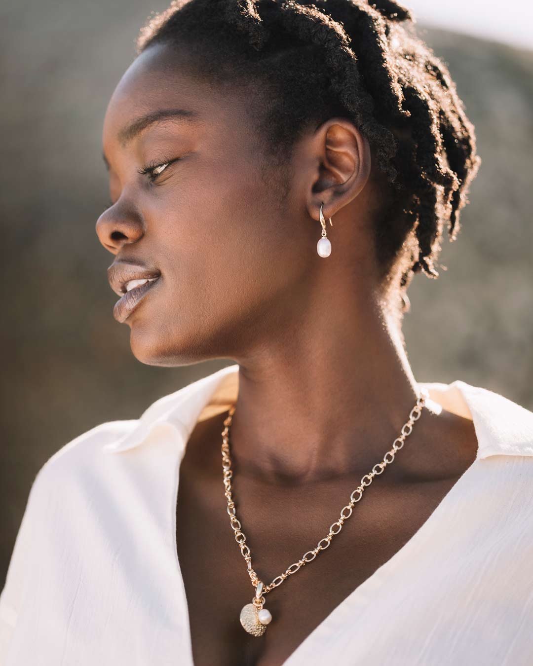Genuine Freshwater Pearl & Disc Pendant Necklace