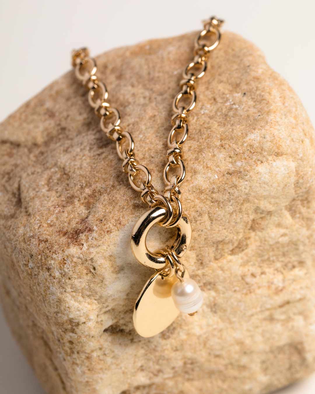 Genuine Freshwater Pearl & Disc Pendant Necklace