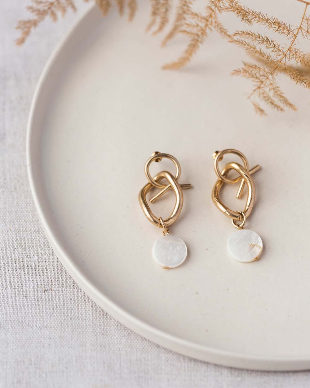 Interwine Shell Drop Earring - Naledi Jewellery