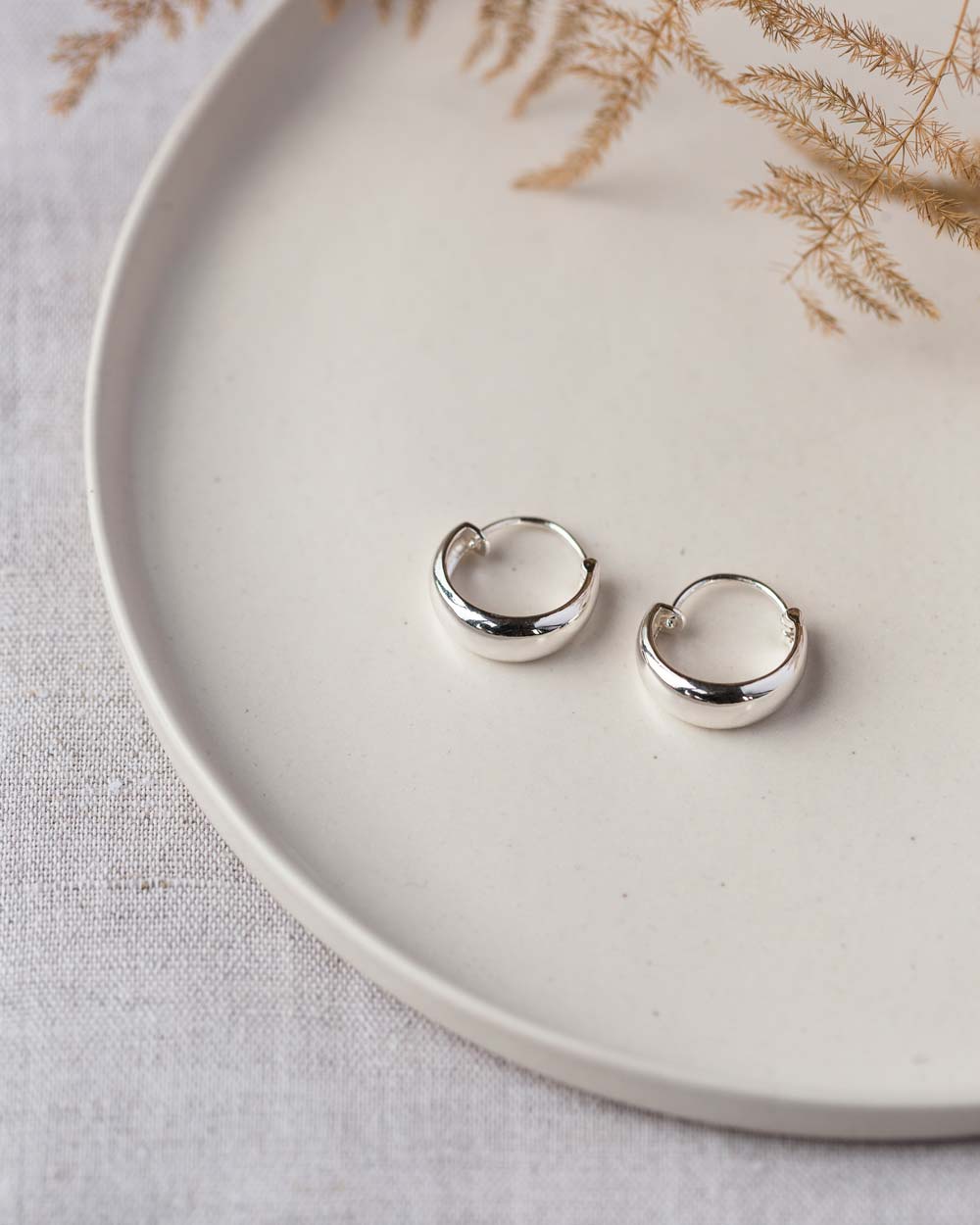 Basic Infinity Hoop silver Earring - Naledi jewellery